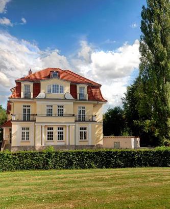 Bad Pyrmont House | Hotel Dirks am Schloss