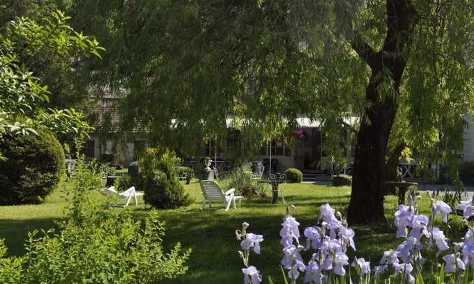 Faverges-Seythenex Hotel | Hotel du Parc - Manoir du Baron Blanc