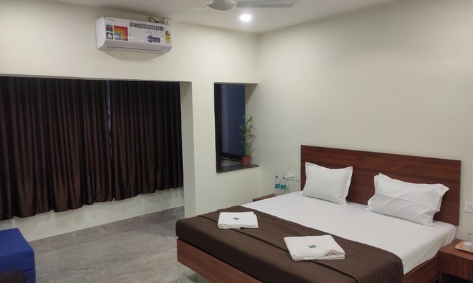 Kolhapur Hotel | Hotel Dwarka Executive