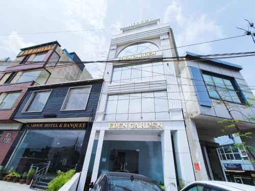 Zirakpur Hotel | Hotel Eden Garden