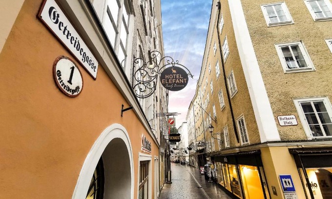 Altstadt Hotel | Hotel Elefant Family Business