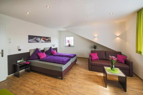 Waggershausen Hotel | Hotel Gästehaus Stock Zimmer Bäckerstüble