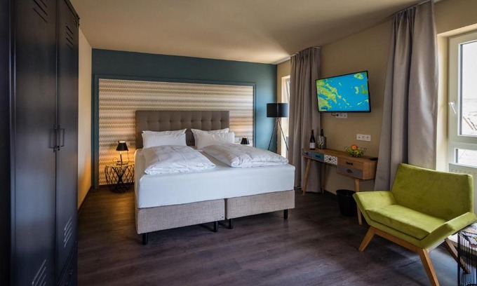 Traben-Trarbach Hotel | Hotel Goldene Traube - by Neugart