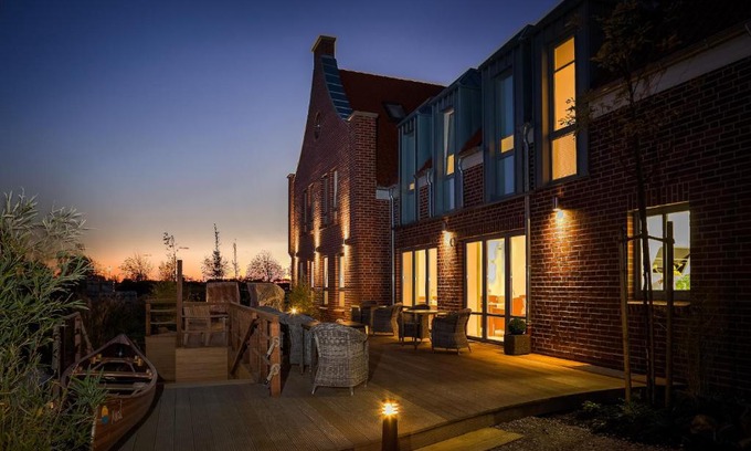 Greetsiel Hotel | Hotel Grachtenhuus Greetsiel