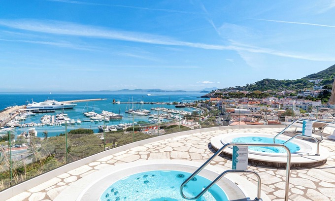 Casamicciola Terme Hotel | Hotel Gran Paradiso