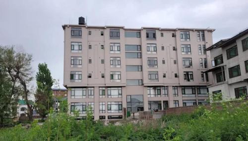 Srinagar Hotel | Hotel Harco inn