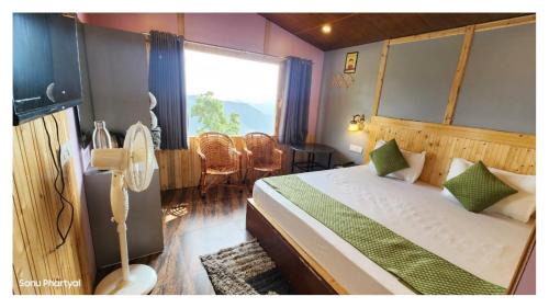 Sigri Village Hotel | Hotel Hima-Aksh cottages In Sigri