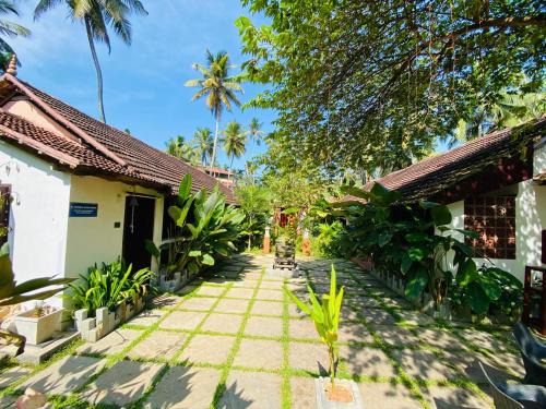 Kovalam Bed & Breakfast | Hotel Holiday Home