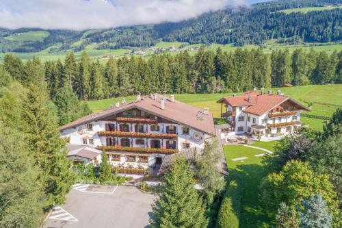 Valle San Silvestro Hotel | Hotel Hubertushof
