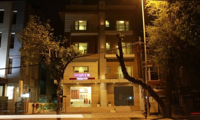 Greater Kailash Hotel | Hotel Ivory 32