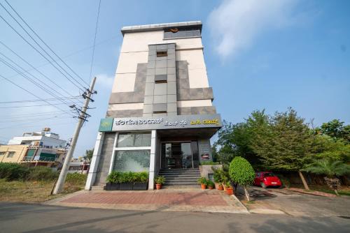 Mysore Hotel | Hotel J N Stay Mysore - 12 Minutes to Mysore Palace