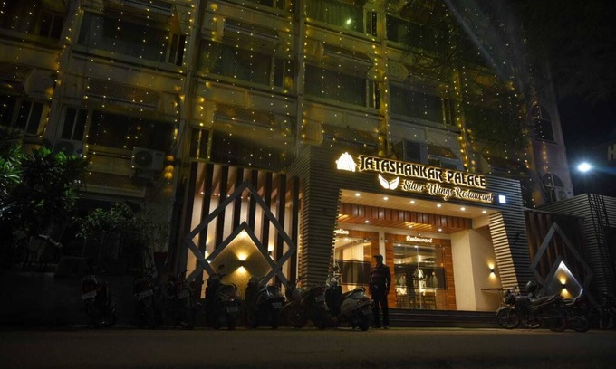Chhatarpur Hotel | Hotel Jatashankar Palace