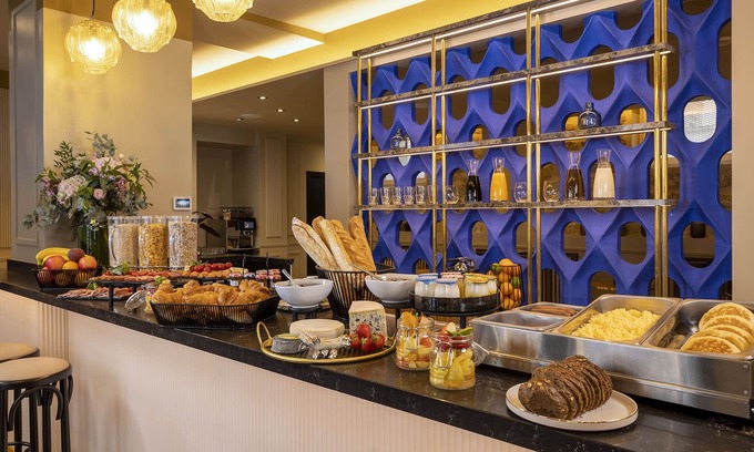 Saint-Vincent-de-Paul Hotel | Hotel Le Rocroy