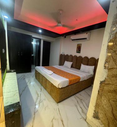 Malviya Nagar House | Hotel Malviya Nagar