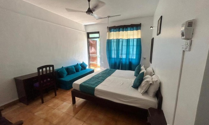 Baga Hotel | Hotel Marry Beach Side