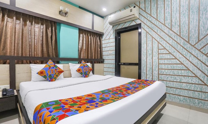 Surat Hotel | Hotel Merit