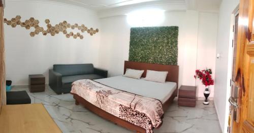 Faizabad House | Hotel Mohan Kunj