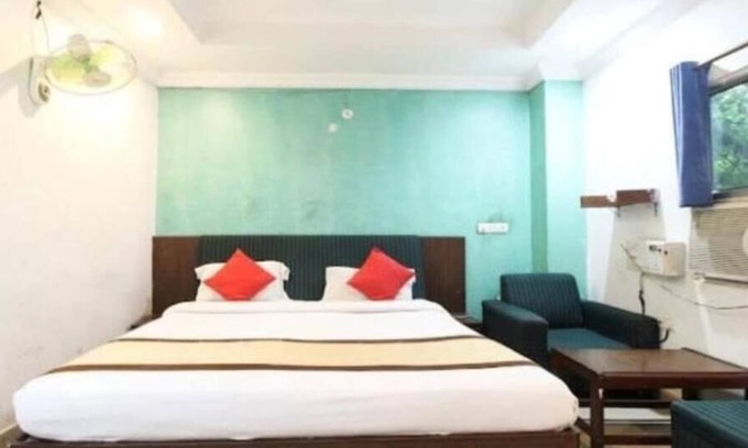 Pithoragarh House | Hotel Monal Deluxe Room
