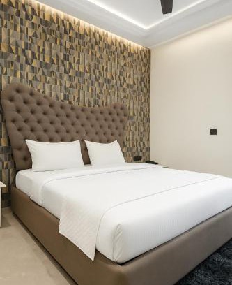 Ludhiana House | Hotel Mother Land Palace