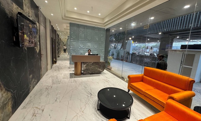 Malad West Hotel | HOTEL MUMBAI HOUSE VALNAI MALAD