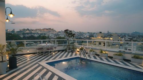 Udaipur City Centre Hotel | Hotel Naren Villa