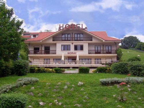 San Vicente de la Barquera Hotel | Hotel Noray