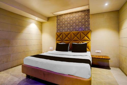 Amarnath Hotel | Hotel O Diana Palace Lodging & Boarding