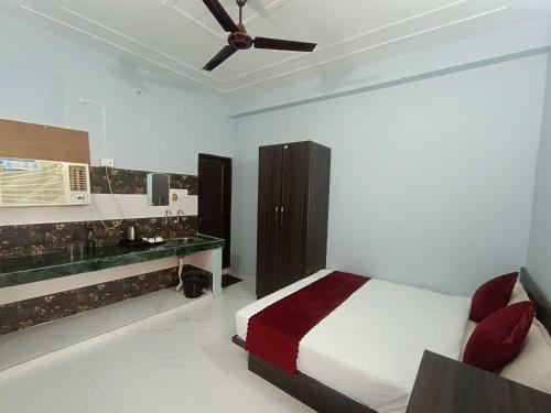 Faizabad Apartment | Hotel O Home Aditya Inn Suits Homestay