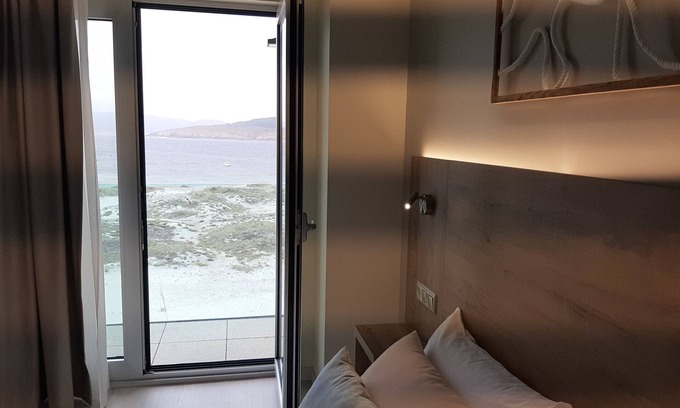 Laxe Hotel | Hotel O Nautico