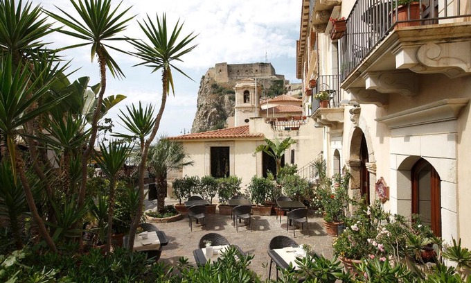 Scilla Hotel | Hotel Palazzo Krataiis