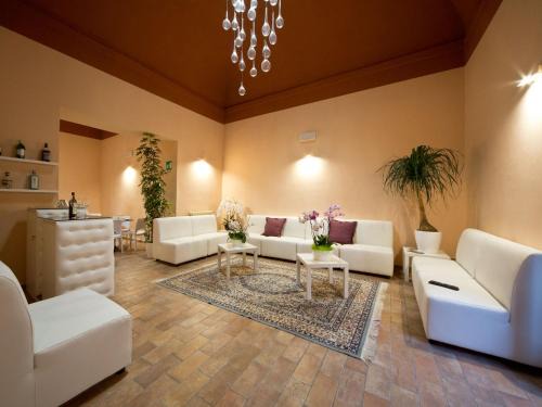 Colle di Val d'Elsa Hotel | Hotel Palazzo Renieri - 3stelle S