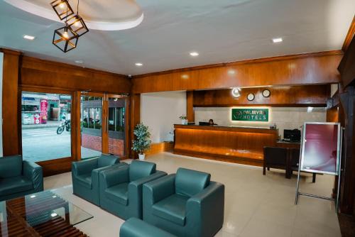 Kochi Hotel | Hotel Palmyra Grand Inn - Kochi
