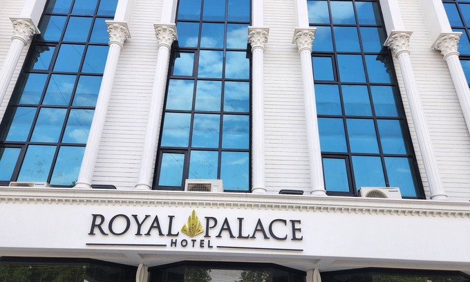 Jalgaon Hotel | Hotel Royal Palace