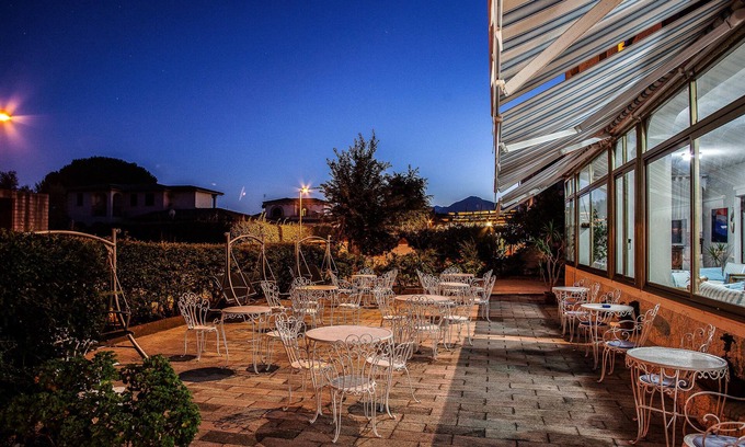 San Teodoro City Centre Hotel | Hotel Sandalyon