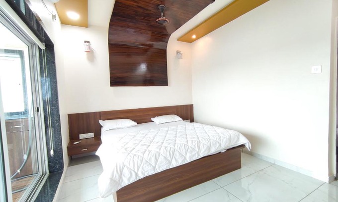 Rajpipla Hotel | Hotel Sardar Rooms