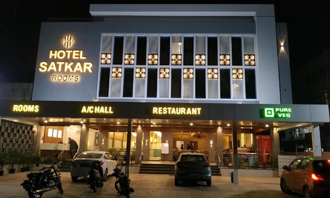 Kalol Hotel | HOTEL SATKAR CHHATRAL
