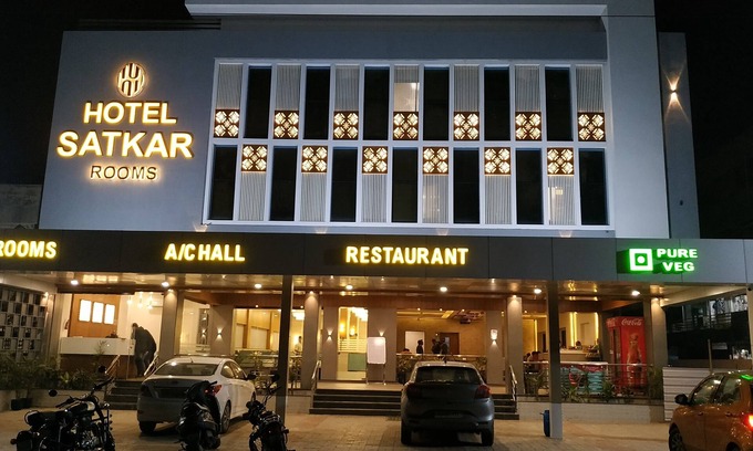 Kalol Hotel | Hotel Satkar Chhatral