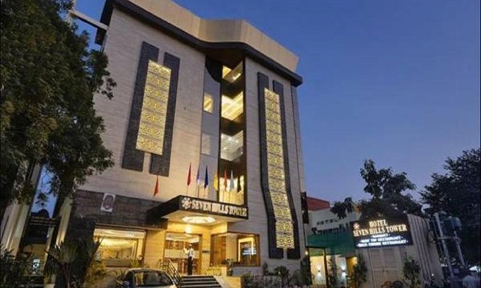 Taj Ganj Hotel | Hotel Seven Hills Tower