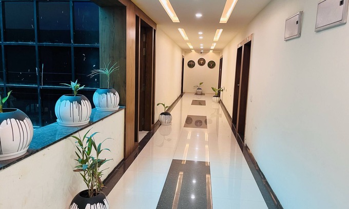 Ujjain Hotel | Hotel Shree Palace