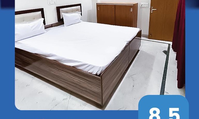 Govindpuri Hotel | Hotel Shyam villa - Near Govindpuri Metro Station