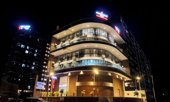 Pimpri - Chinchwad Hotel | Hotel Sky Inn