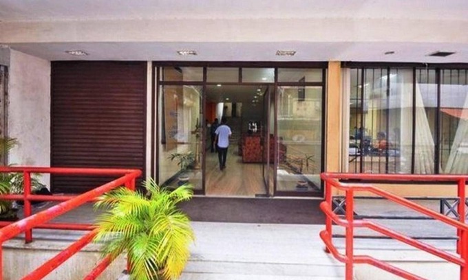 Shenoys Hotel | Hotel Srinivas