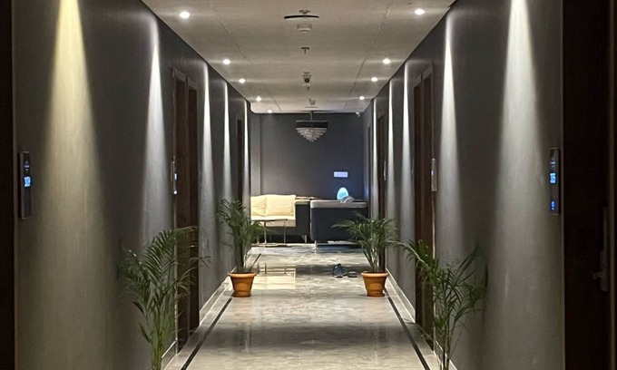 Chhatarpur Hotel | Hotel The Landmark