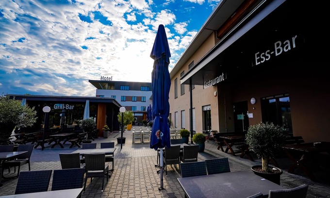 Hofgeismar Hotel | Hotel Viktorosa