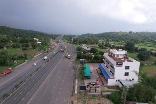 Ratanpur Hotel | Hotel White Lotus