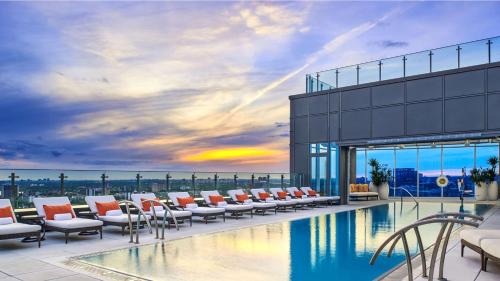 Niagara Hotel | Hotel X Toronto, a Destination by Hyatt Hotel