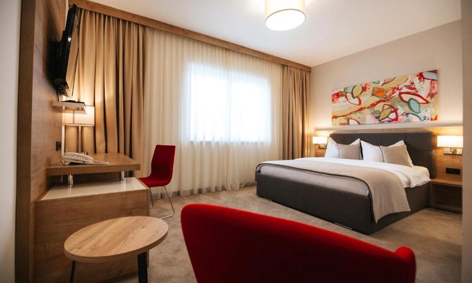 Cepin Hotel | Hotel Zelenkrov