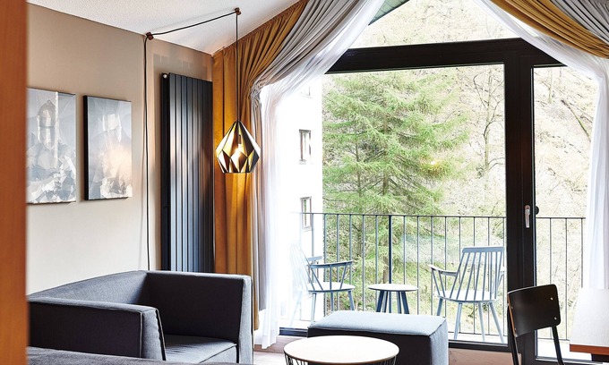Hoehr-Grenzhausen Hotel | Hotel Zugbruecke Grenzau