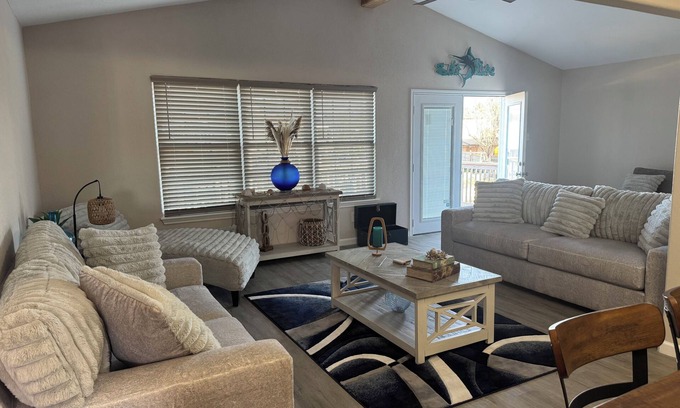 Flour Bluff House | Hotrod & TT's Great Adventures, nDog Friendly Canal Waterfront on Laguna Madre