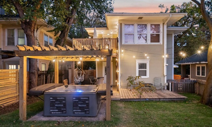 Downtown Tulsa House | Hottub, Pool Table, Basketball, Firepit, Sleeps 8